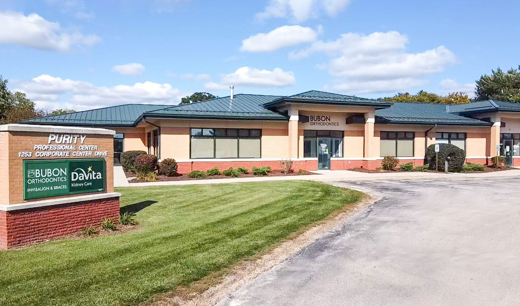 Oconomowoc Office